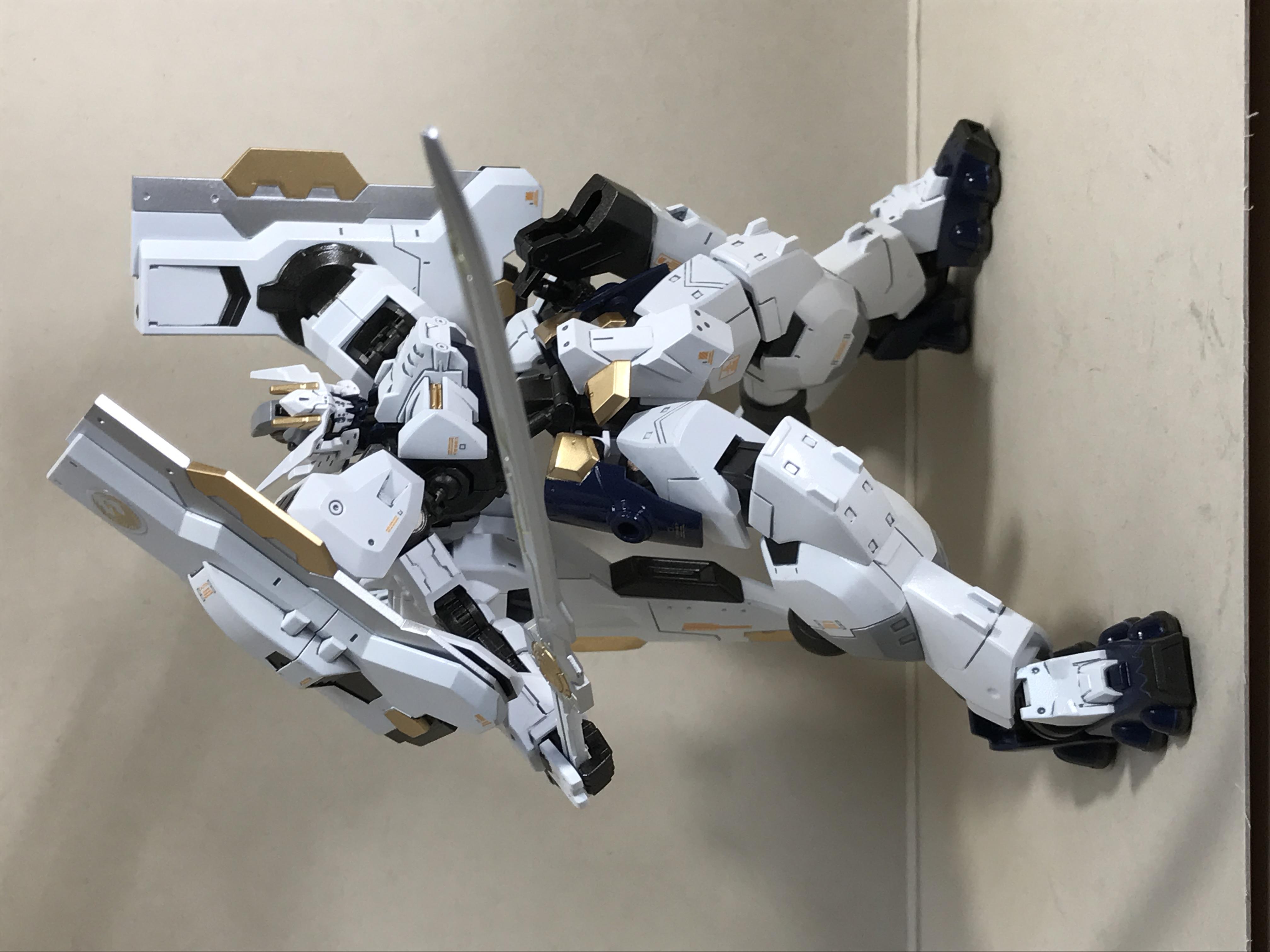 Fig Mo ガンダムアスタロトオリジン 鶴丸国永カラー Almaの作品